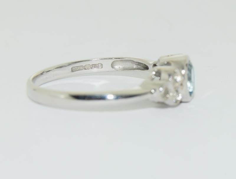9ct white gold aquamarine diamond ring, size L - Image 2 of 5
