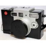 Quality Leica Digilux 1 4mp digital camera c/w battery, charger cable, soft case and other ancillary