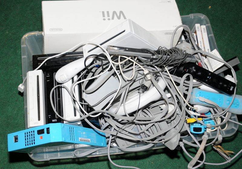 Nintendo Wii bundle to include consoles, controllers, power supplies etc.
