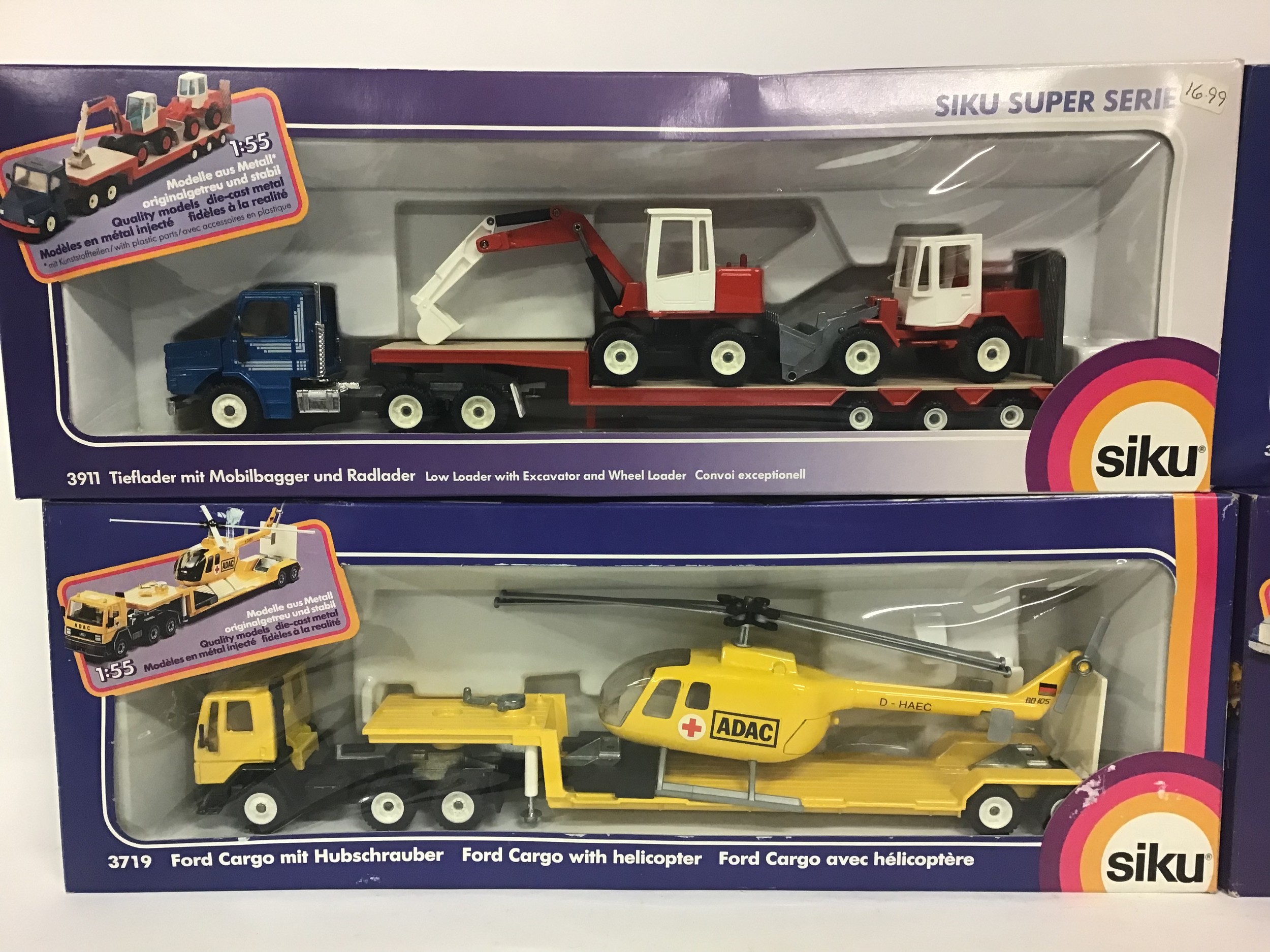 Siku boxed group to include 3914 Racing Truck Transporter, 3911 Low Loader with Excavator and - Bild 2 aus 3