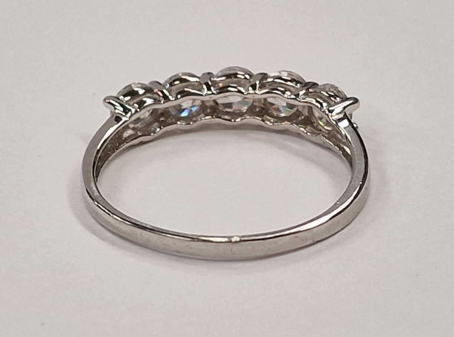 A sparkling 925 silver 5 stone CZ ring Size R (D1) - Image 2 of 3