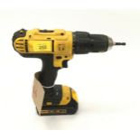 Dewalt drill with battery no charger (H36).