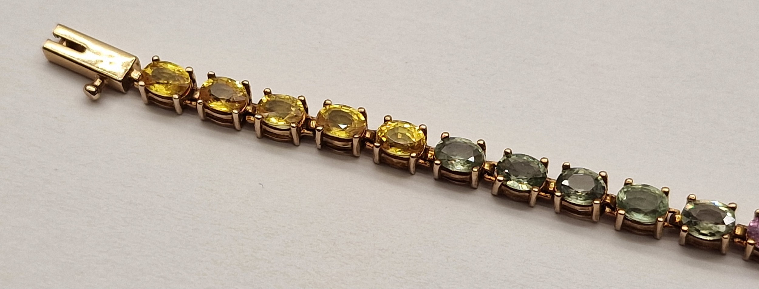 Bracelet 9ct gold 6.5g multi stone including sapphire, 7.5" - Image 2 of 5