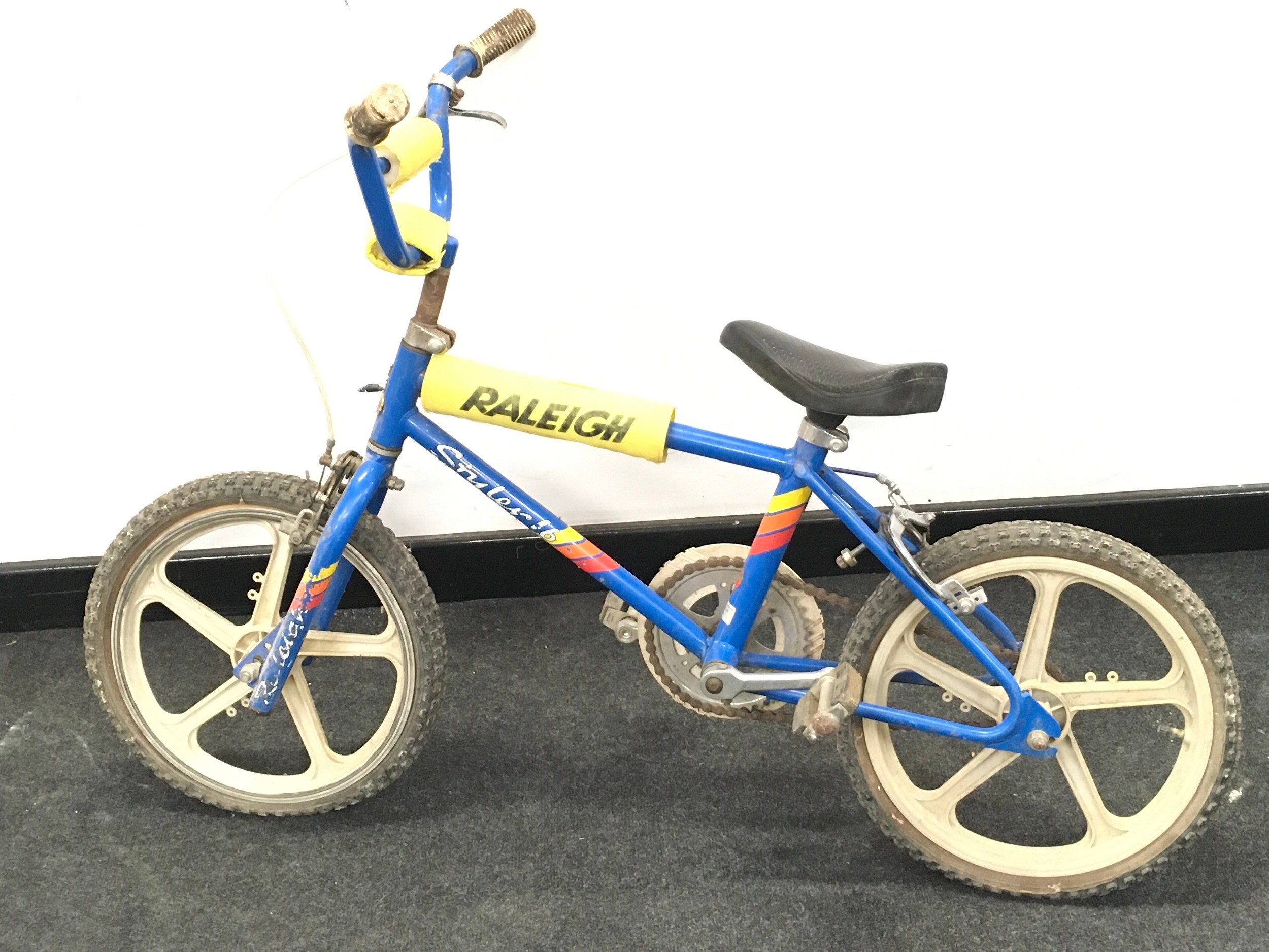 A Vintage Raleigh Styler 16 child's bike.