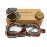 Military issue Air Crew Mark VIII goggles in original box c/w tinted lenses & cloth