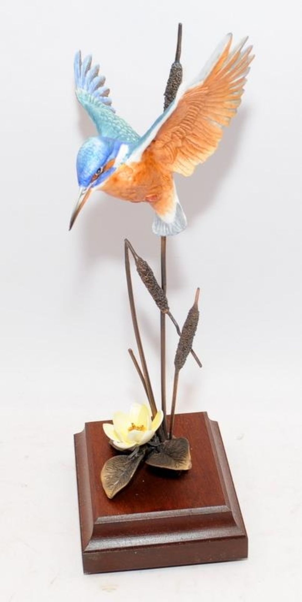 Cold cast bronze figure of a kingfisher amongst bullrushes. Approx 33cms tall including base - Image 2 of 3
