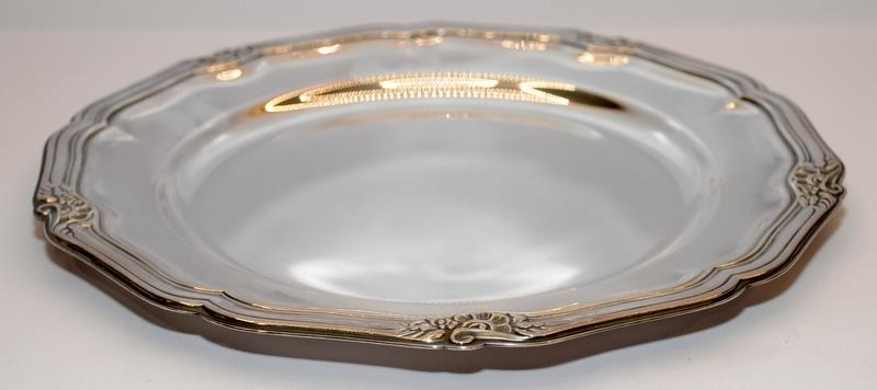 Danish silver plated platter by Theil Kragh presented in original box. 26cms across - Image 2 of 4