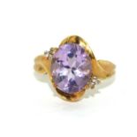 9ct gold ladies Diamond and Amethyst ring 3.6g size N