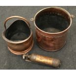 Large copper jam pan together with a brass coal scuttle and a vintage fire extinguisher (3).