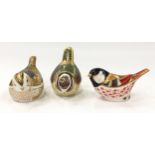 Royal crown Derby collection of bird paperweights (3).