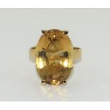 18ct gold large Oval Topaz ring size Q