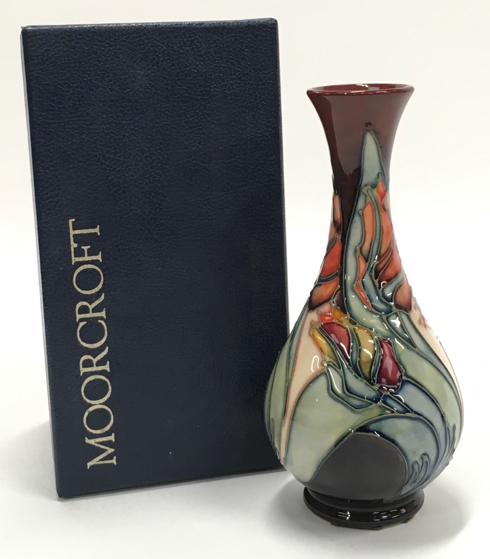 Moorcroft Sally Tuffin Red Tulip vase 1993. Tubeliner Gillian Powell. Paintress Sylvia Abell. 7"