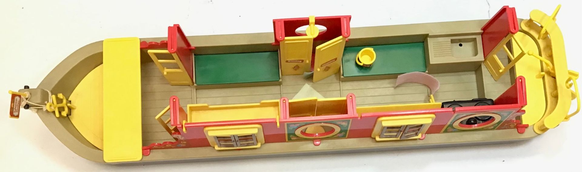 Sylvanian Families Canal Boat found here boxed and in VG+ condition with a set of otter family - Image 2 of 7