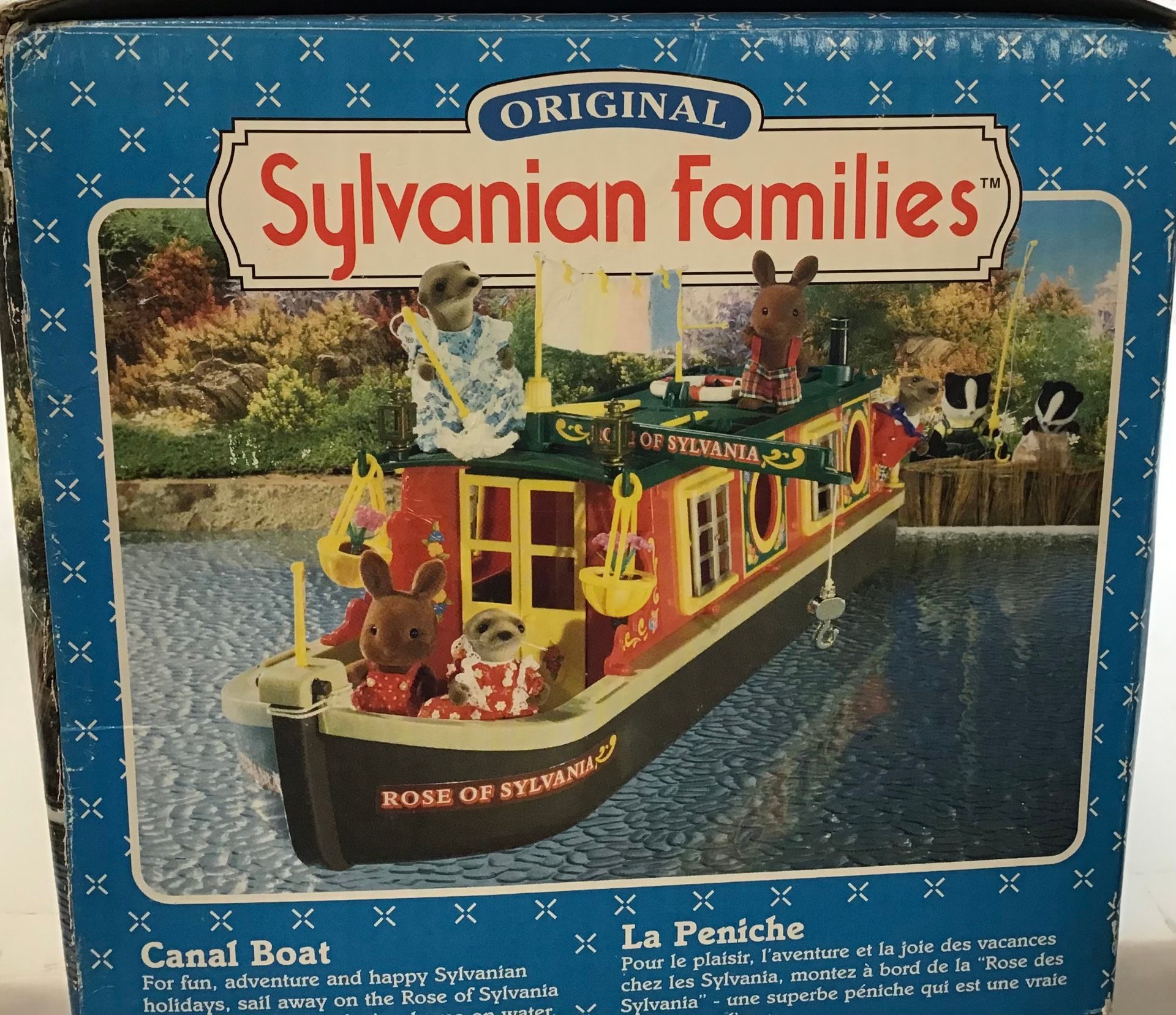 Sylvanian Families Canal Boat found here boxed and in VG+ condition with a set of otter family - Image 5 of 7