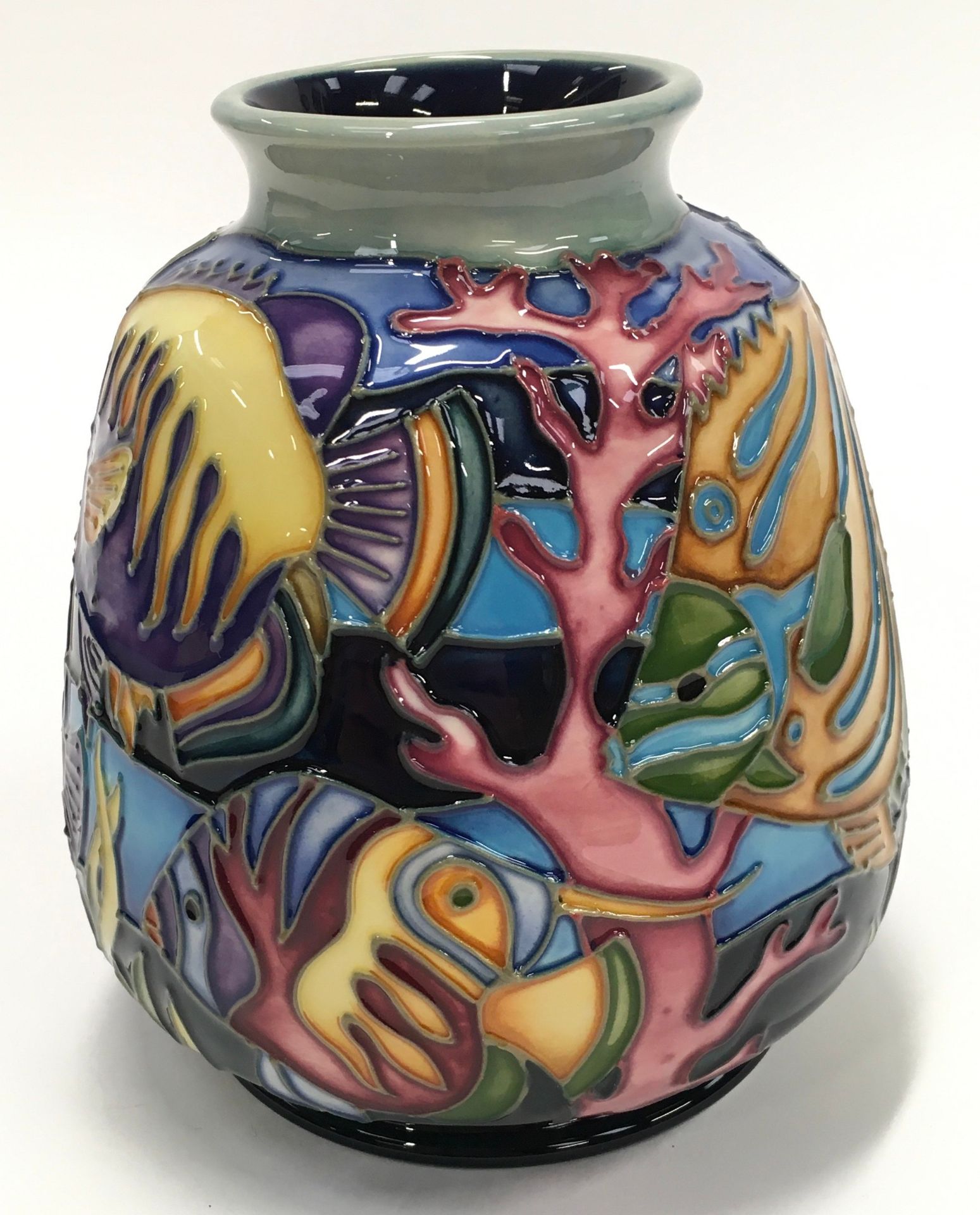 Moorcroft Jean McDougall Martinique vase 1997. 5" tall (ref 111). - Image 3 of 5