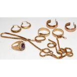 Collection of 9ct gold jewellery to include rings, earrings and a box chain in need of repair. 26.2g