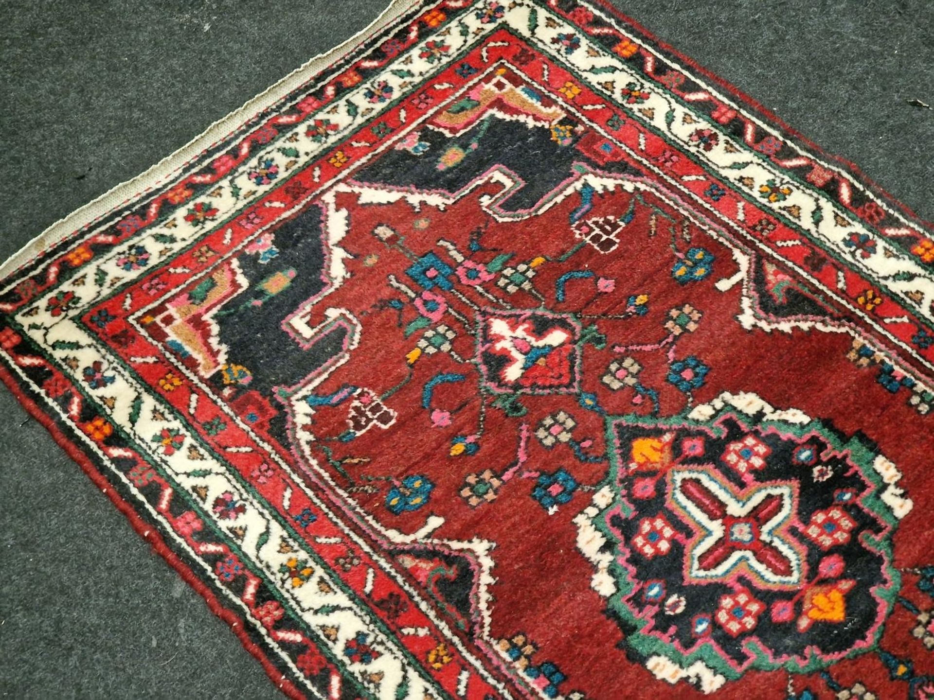 Vintage Mehreben patterned carpet runner on red ground 303x86cm. - Image 4 of 5