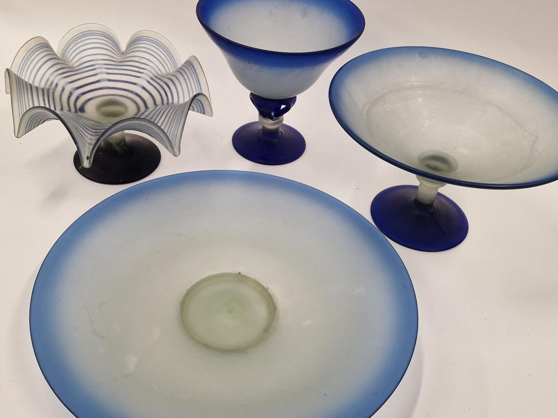 4 pieces of blue frosted glass including a wave bowl - Image 2 of 3