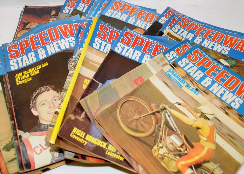 Large collection of Speedway periodicals, mostly dating from 1969 to 1971. Includes Speedway Star, - Image 2 of 5