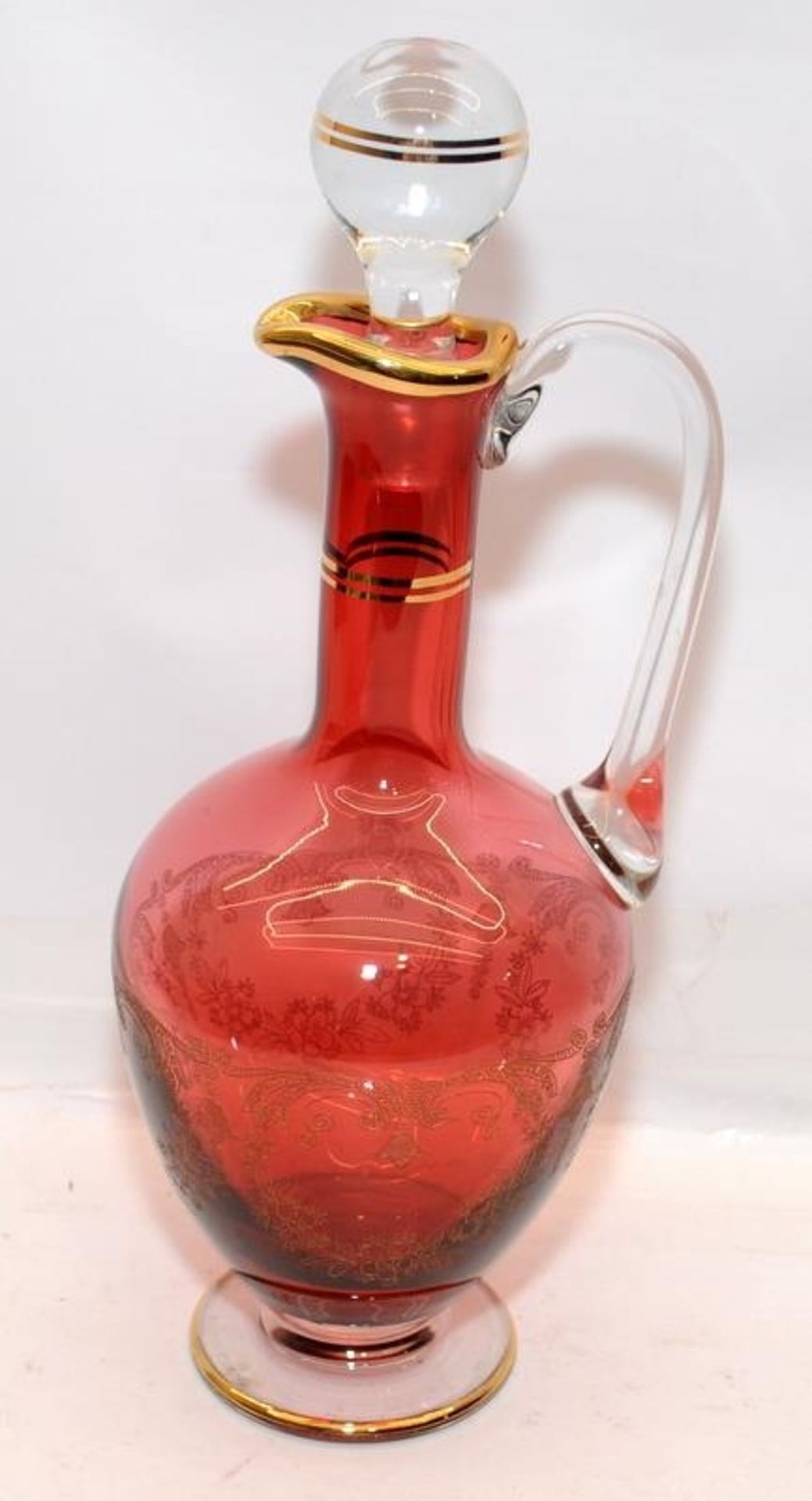 Vintage French rouge glass with gilded accents decanter with one large and four small goblets. - Image 2 of 3