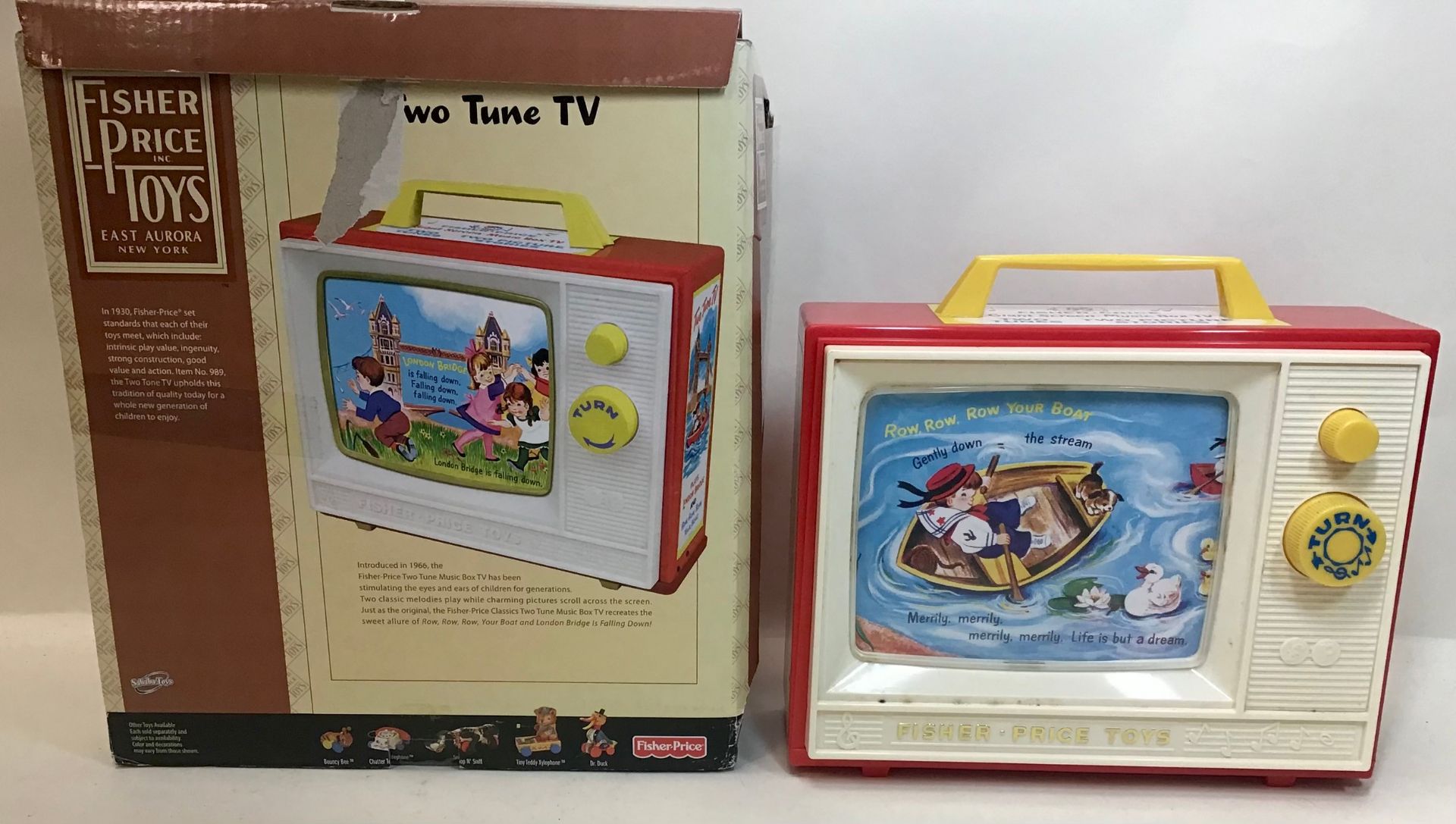 Fisher Price Toys Two Tune TV. This music box tv plays 2 tunes and is in working order. It comes - Image 2 of 3