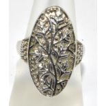 A 925 silver tree of life style panel ring Size P 1/2.