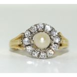 14ct Gold Diamond and Pearl ring - approx 60 points of diamonds. Size Q.