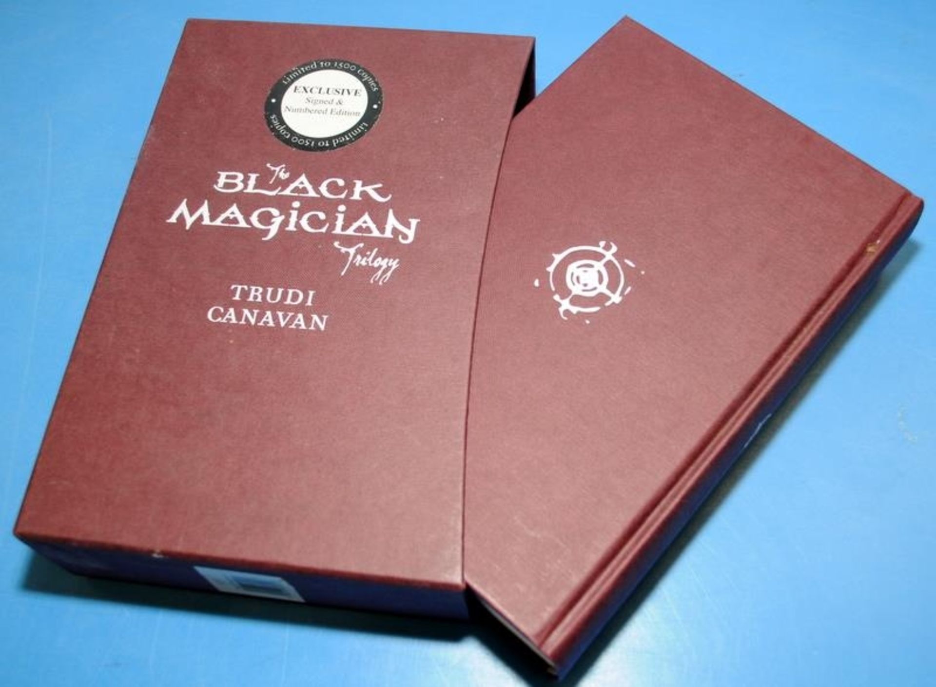 The Black Magician Trilogy by Trudi Canavan hardback book with slipcase. Signed and numbered edition - Image 2 of 4