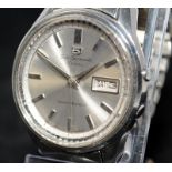 Vintage Seiko 5 Sportsmatic Deluxe model ref: 7619-7010. Serial number dates this watch to October