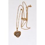 9ct gold locket pendant necklace