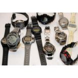 Collection of gents watches, mostly digital/dual display, mainly Casio's and a Seiko Super Runner.