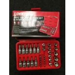 A 34 piece drive star and bit set. (061)