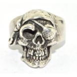Sterling Silver skull ring Size V, 19g