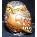 Royal Crown Derby imari paperweight - Little Owl with special 21st anniversary gold stopper.