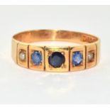 18ct Gold Vintage Ladies Art Deco Sapphire & Pearl Ring. Size S