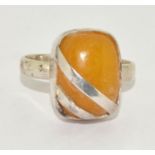 A 935 silver and butterscotch amber ring Size U