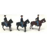 Set of 3 vintage Britain toy soldiers on horseback with moveable arms (Articulated) based on 1940’