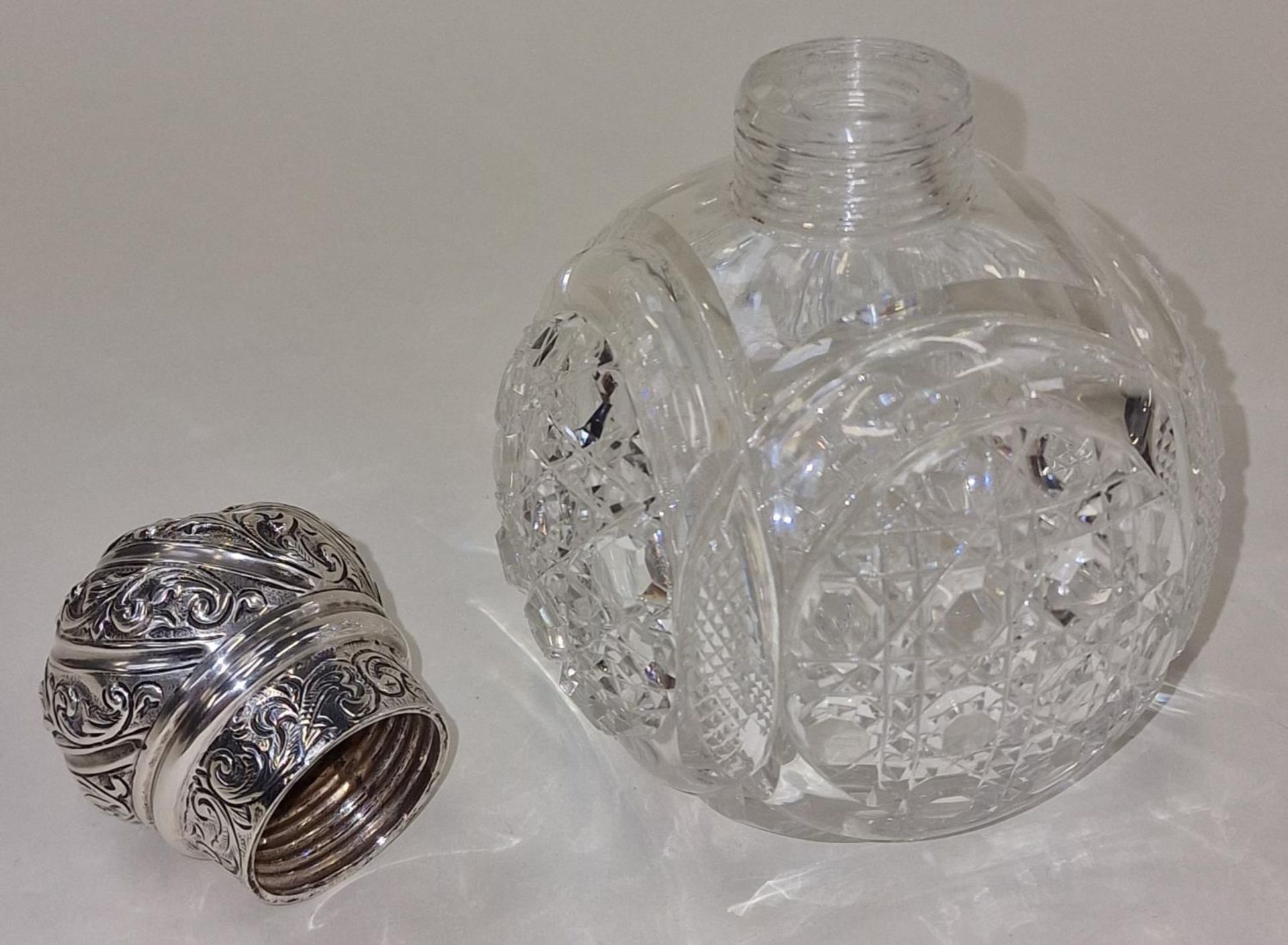 Cut crystal glass hobnail perfume/scent bottle with silver lid hallmarked London 1888 15cm tall. - Image 3 of 4
