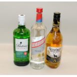 3 mixed bottles of alcoholic spirit Vodka Whisky and Gin ref 83,85,85