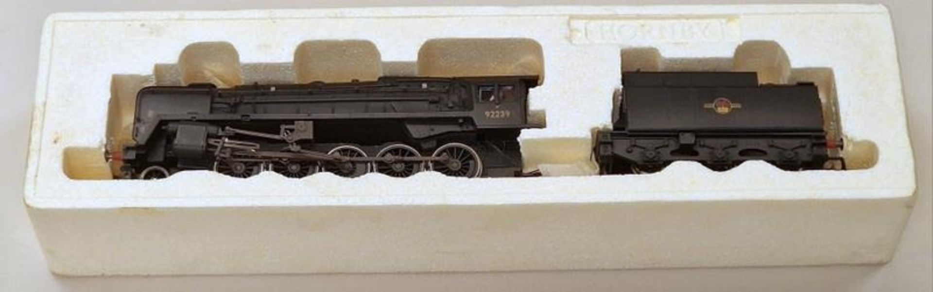 Hornby OO Gauge British Railways Class 9F Locomotive 'Weathered' 92239 in excellent condition. - Image 2 of 3