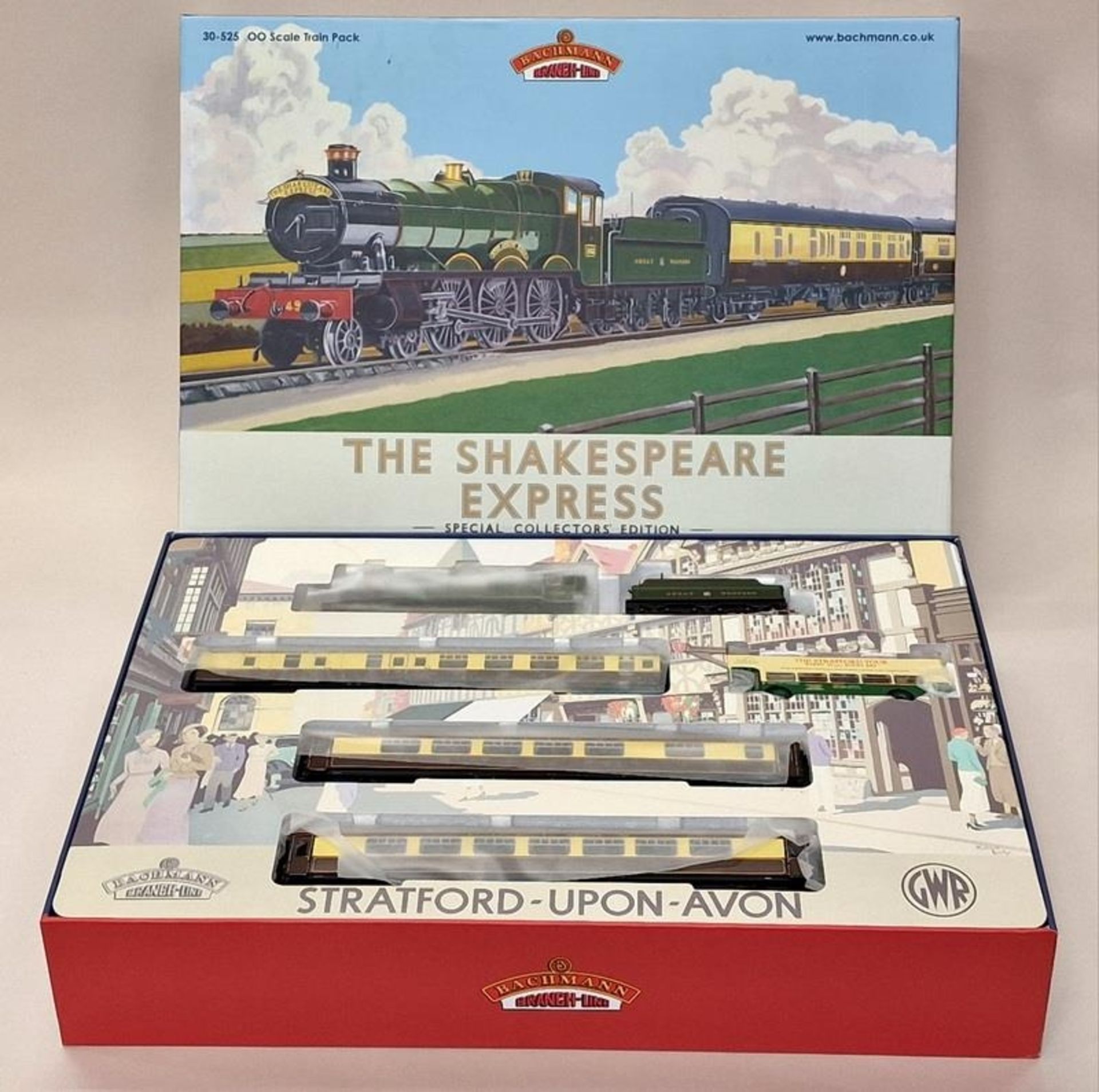 Bachmann Branch-Line OO Gauge 30-525 "The Shakespeare Express" Train pack in unused condition.