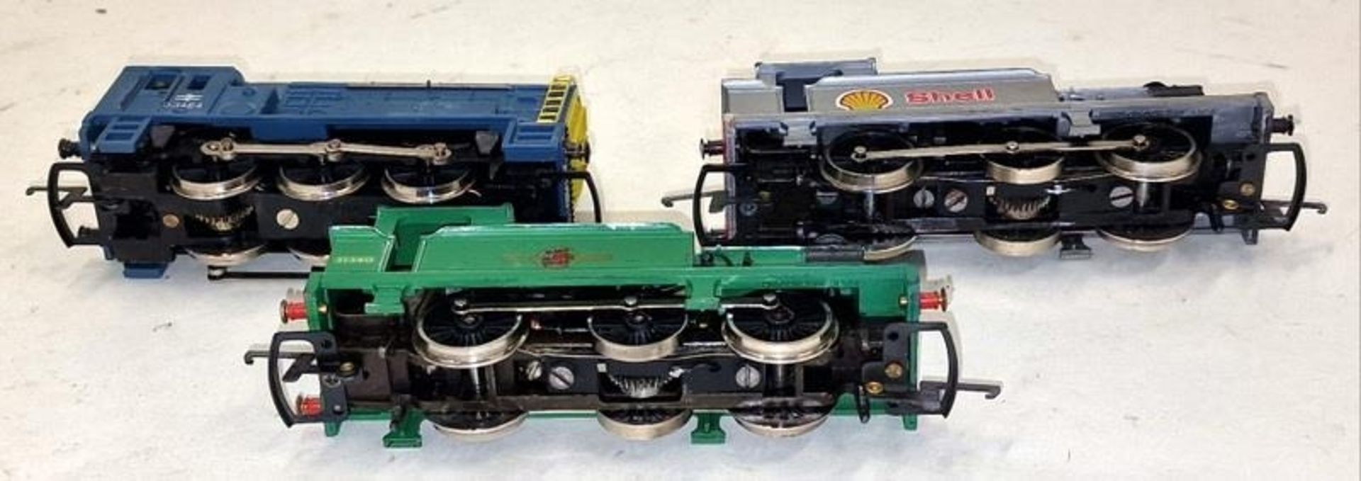 Three OO Guage to include, Shell, D3464, and British railway 31340 LMS 7420 - previously displayed - Image 4 of 4