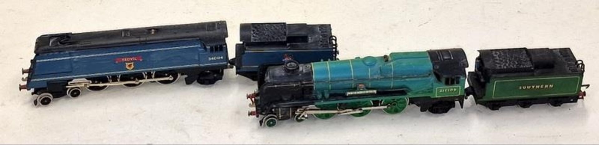 Two OO Gauge locomotives and tenders to include British Railways Yeovil 34004 and Southern Lyme-