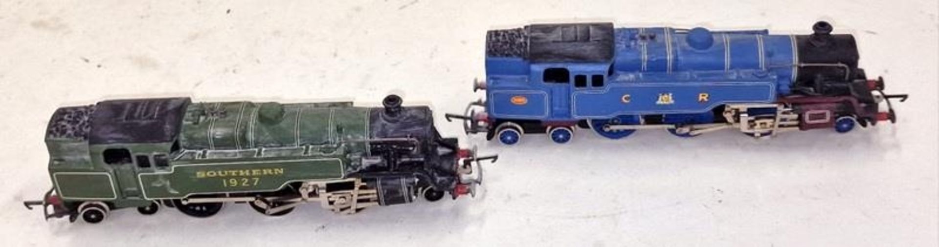 Two OO Gauge locomotives to include Southern 1927 and C R 2085- previously displayed so require a - Image 3 of 4