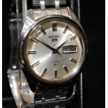 Vintage Seiko 5 gents automatic watch. Model ref:5126-8060, serial no. dates this watch to May 1968.