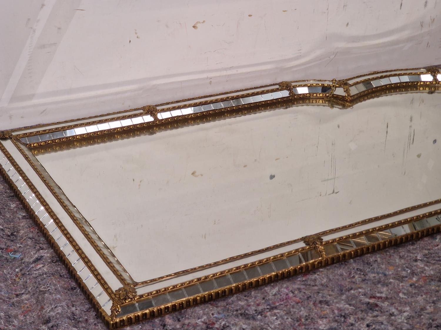 Moorish style gilt frame mirror set with cushioned mirror tiled edging in a contemporary shape - Image 3 of 3