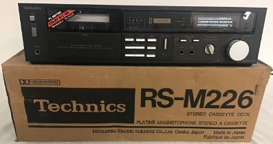 TECHNICS RS-M226 CASSETTE DECK. This unit comes boxed and complete with instruction book. Is in Ex
