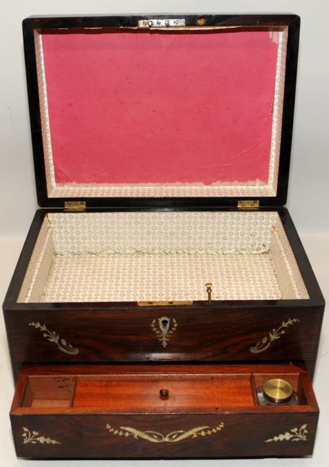 Antique writing box with MOP inlay and stowaway writing slope, - Image 3 of 5