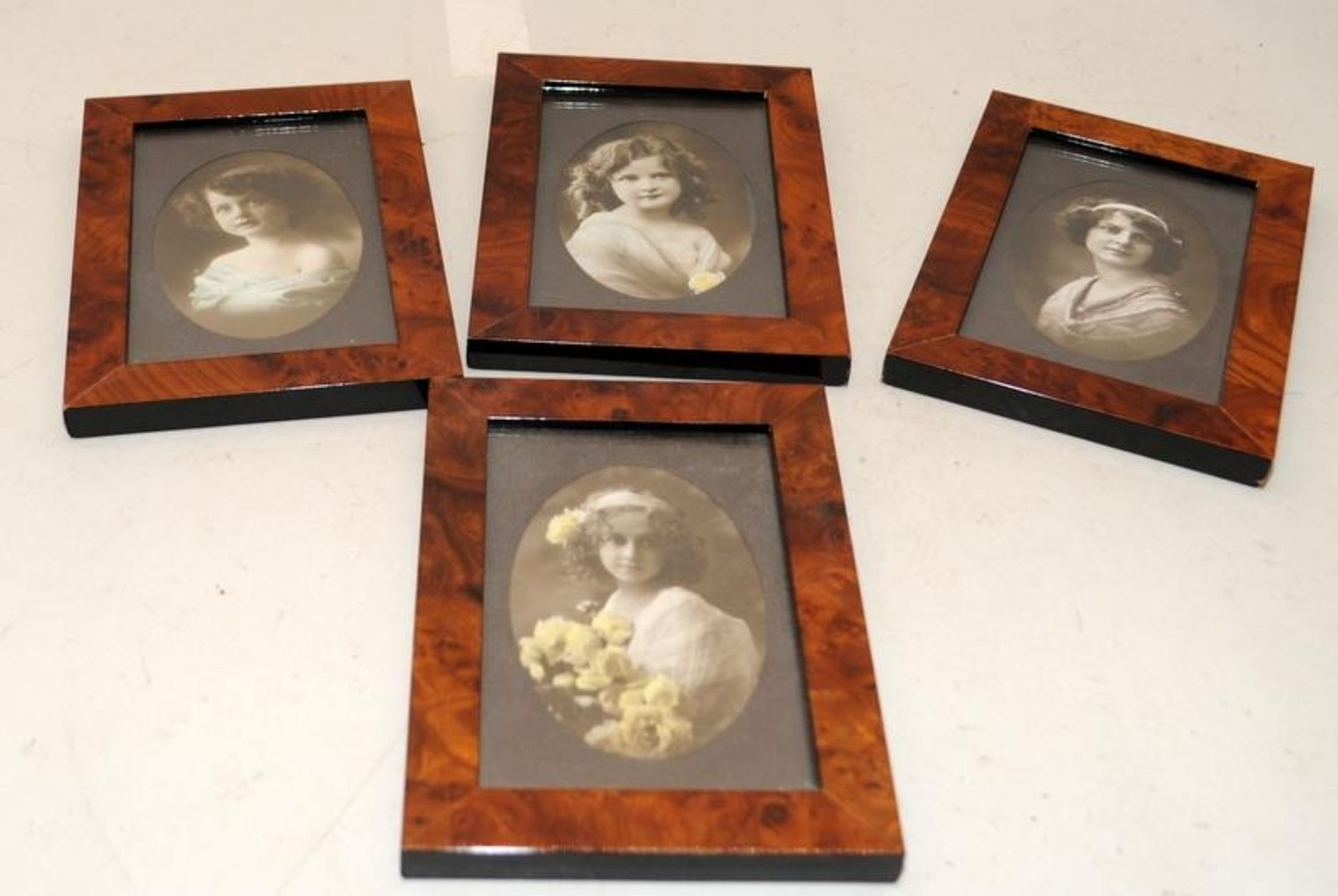 Group of vintage wooden picture frames with b&w pictures of young girls. Frame size 13.5cms x 18. - Image 2 of 3