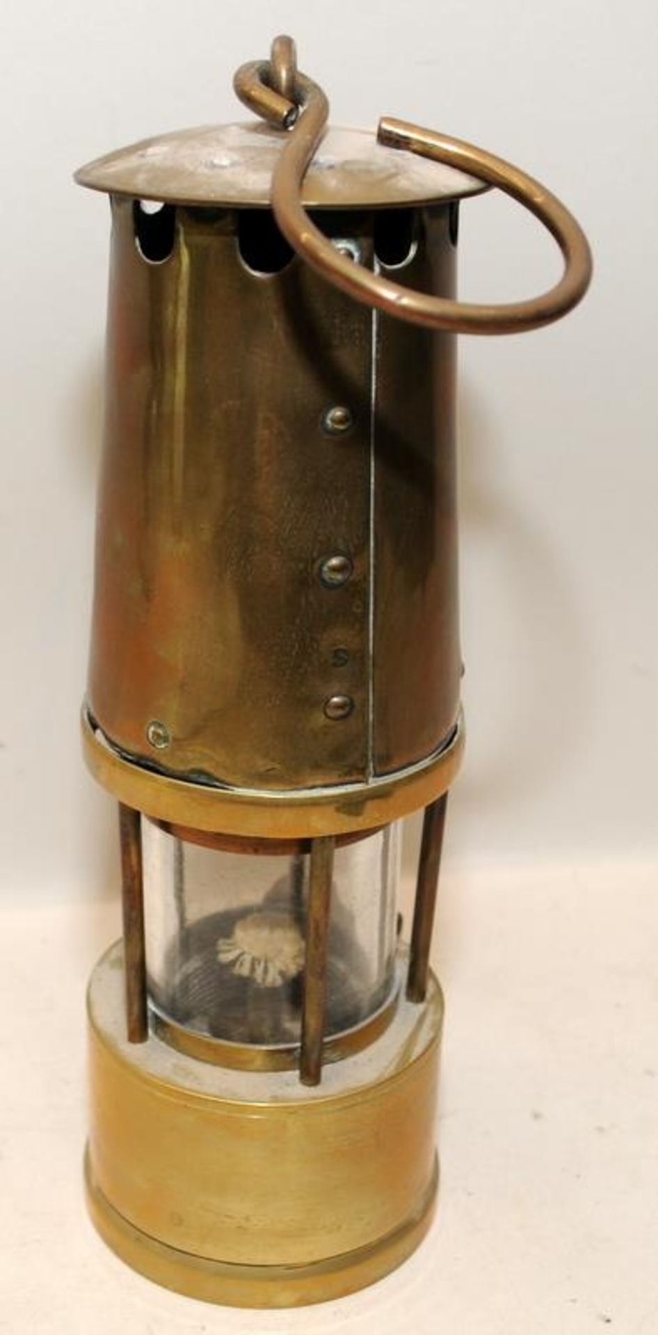 Vintage Protector Lamp & Lighting brass miners lamp. 13cms tall. - Image 3 of 4